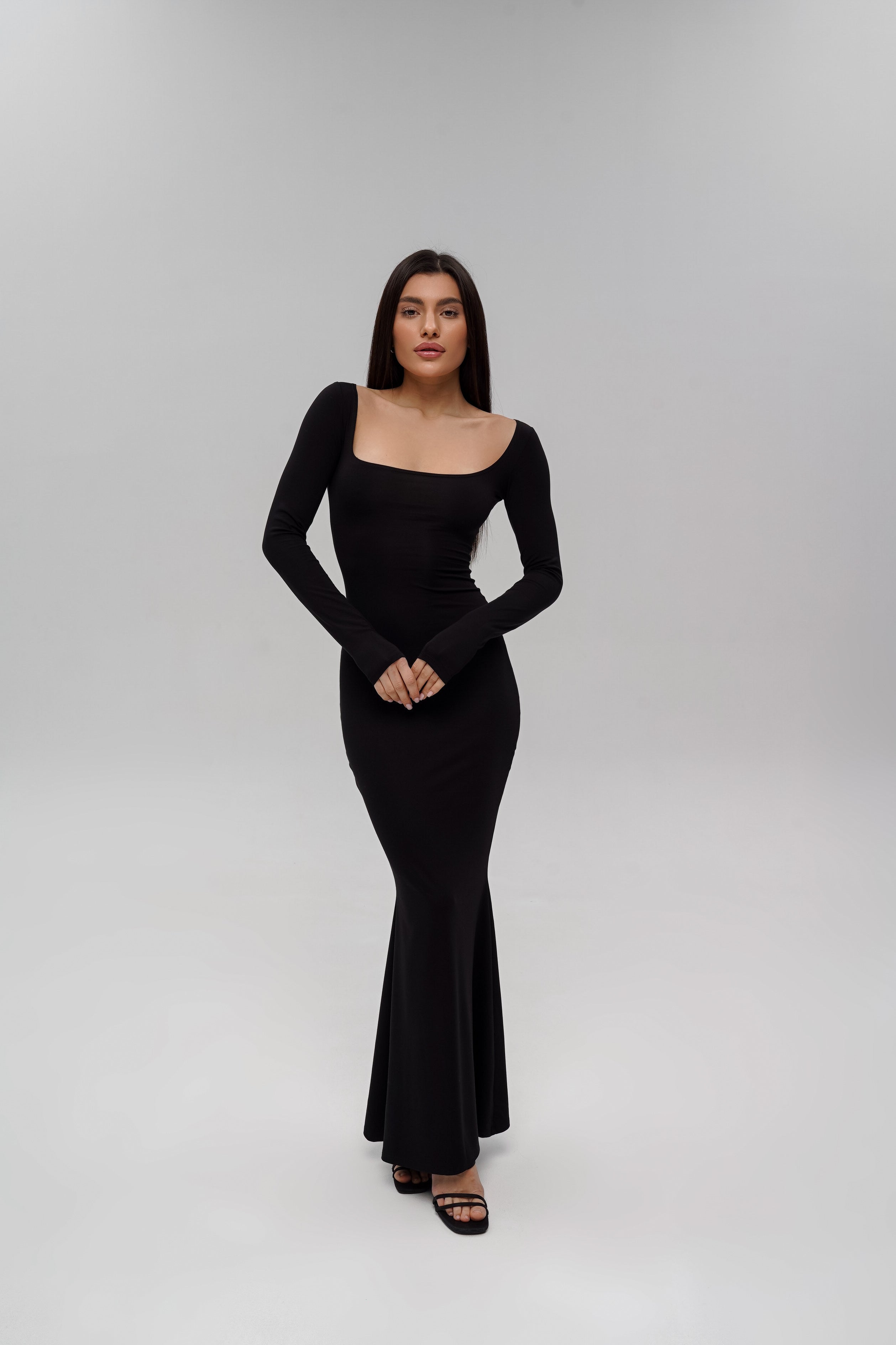 Basic Elegance Dress Maxi Black